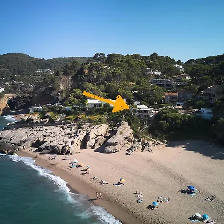House - Direct Access, Views & Design Villa *